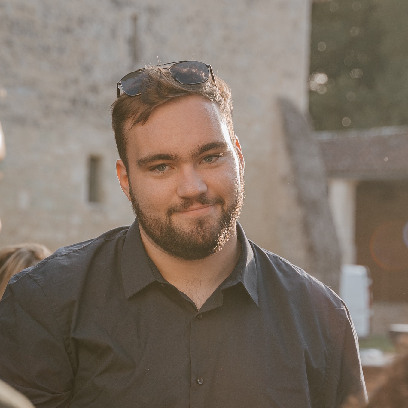 Portrait de Théo Balabaud, webmaster SEO WordPress